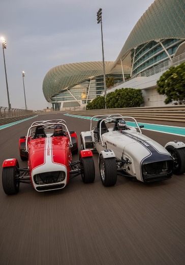 Аттракцион Caterham Seven Driving Experience: билеты