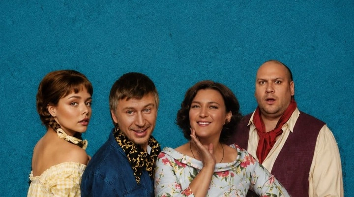 Неслужебный роман Неслужебный роман