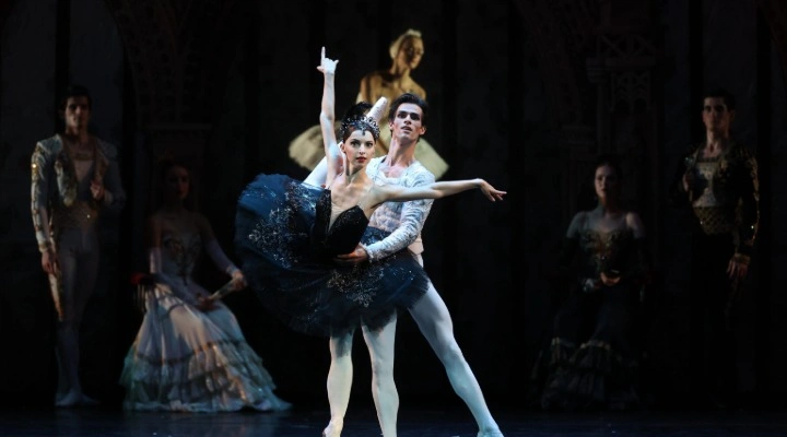 Лебединое озеро. Театр балета им. Л. Якобсона