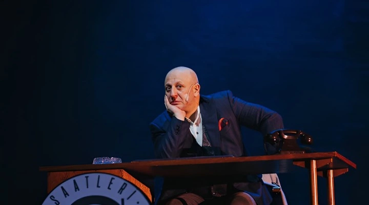 Серкан Кескин «Институт настройки часов»