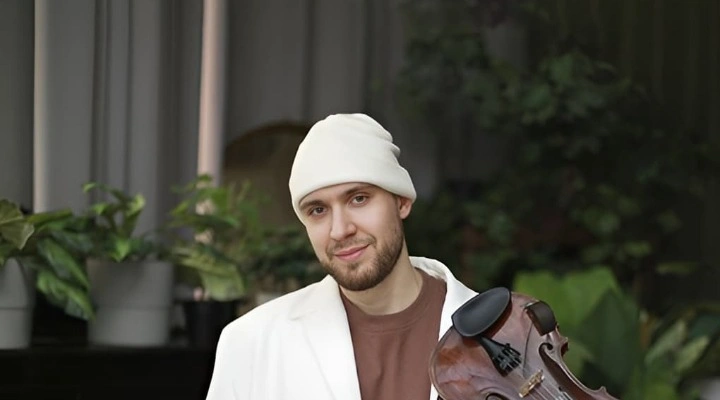 Александр Демидов