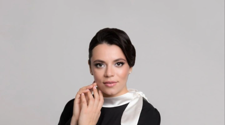 Великим русским певицам посвящается Великим русским певицам посвящается