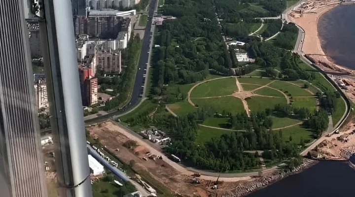 Экскурсия по общественным пространствам «Лахта Центра»