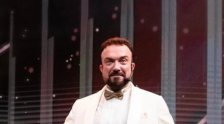 Сергей Жилин и оркестр «Фонограф-Симфо-Джаз» Сергей Жилин и оркестр «Фонограф-Симфо-Джаз»
