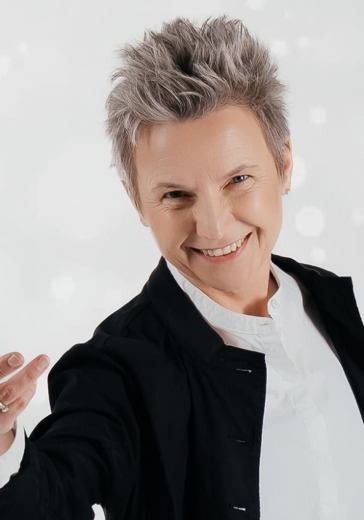 Концерт группы «Сурганова и Оркестр» в Новосибирске: билеты